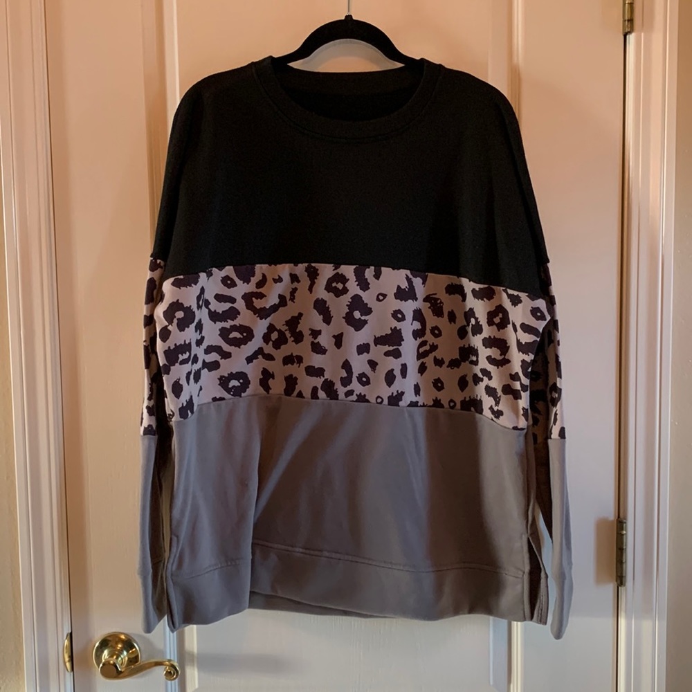 Amazon oversize leopard sweater